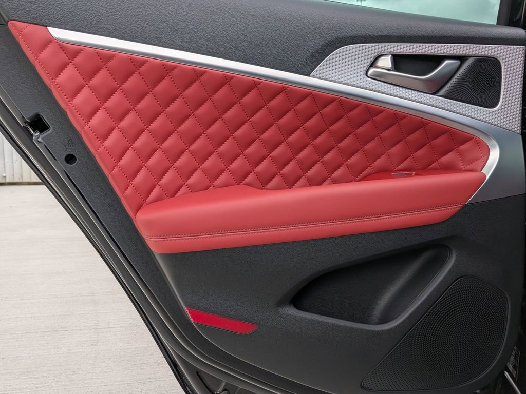 Used 2023 Genesis G70 3.3T w/ Sport Prestige Package image 26