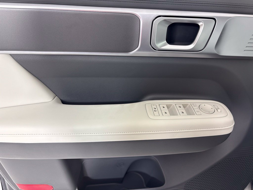 New 2027 Hyundai Santa Fe SEL FWD image 17