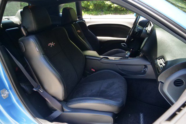 Used 2016 Dodge Challenger R/T Plus RWD image 33