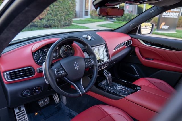 Used 2022 Maserati Levante Modena image 28