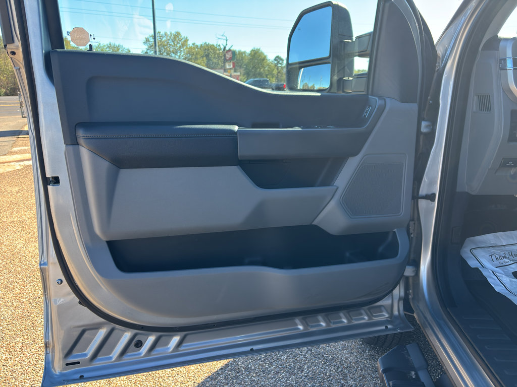 Used 2024 Ford F350 XLT image 20