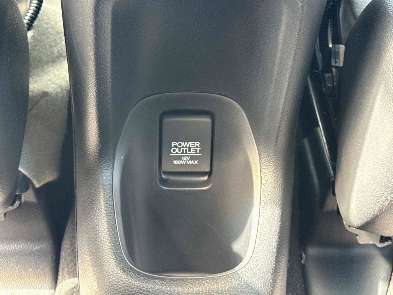 Certified 2022 Honda HR-V LX image 17