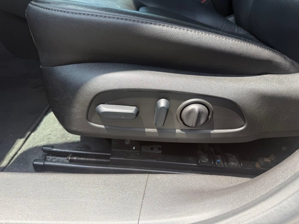 Used 2024 Chevrolet Malibu LT FWD image 13