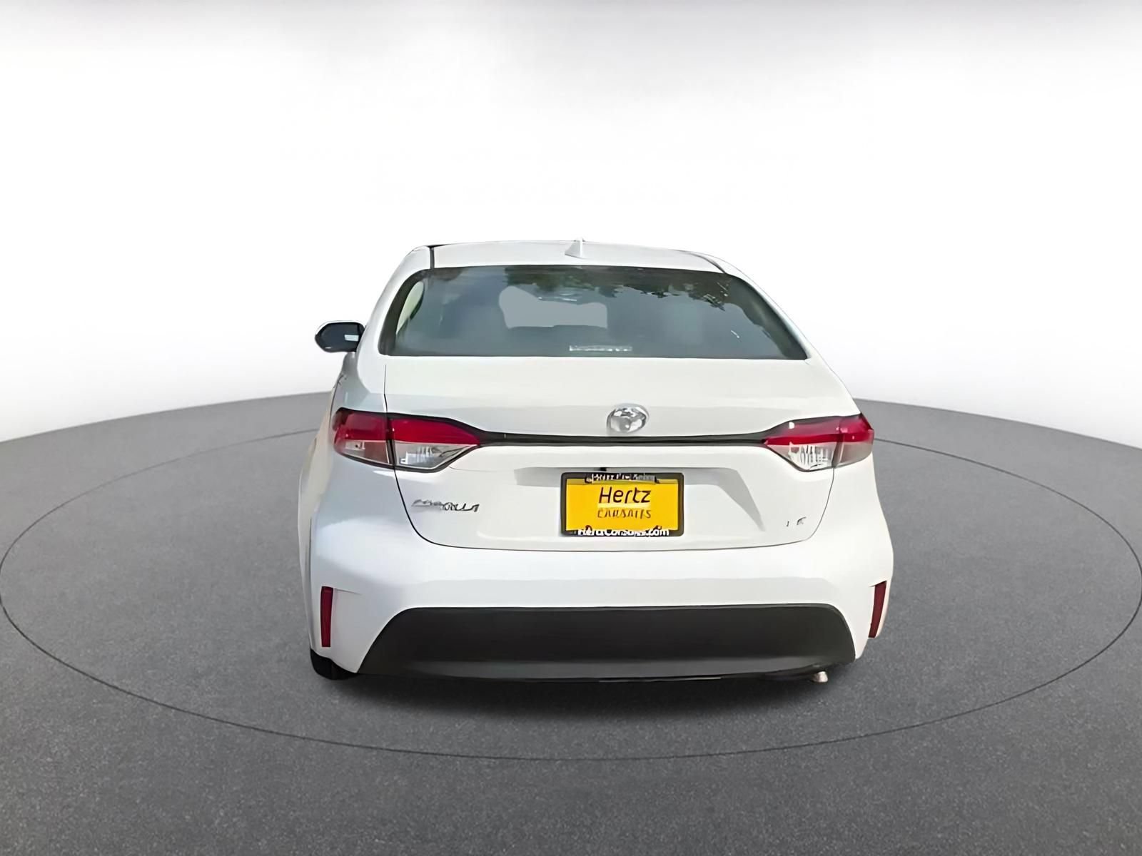 Used 2025 Toyota Corolla LE FWD image 13