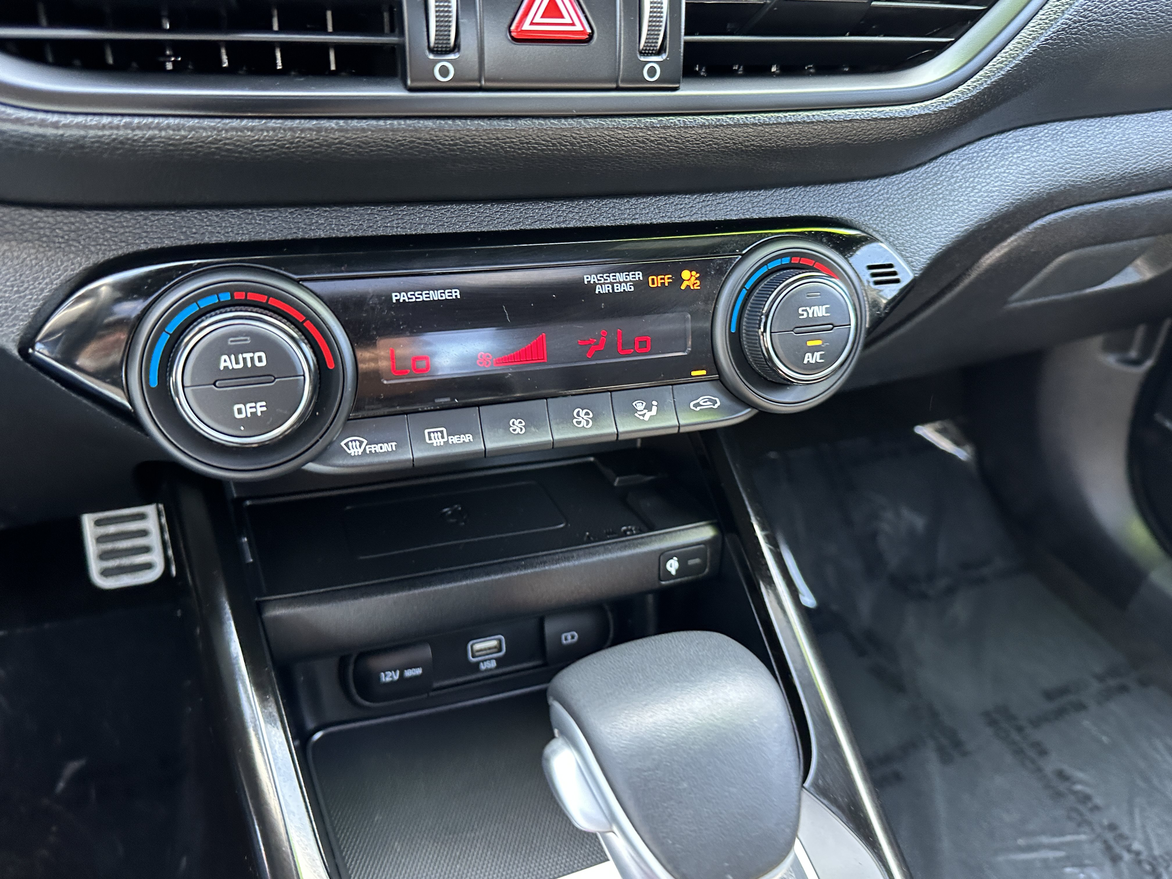 Certified 2023 Kia Forte GT-Line w/ GT-Line Premium Package FWD image 31