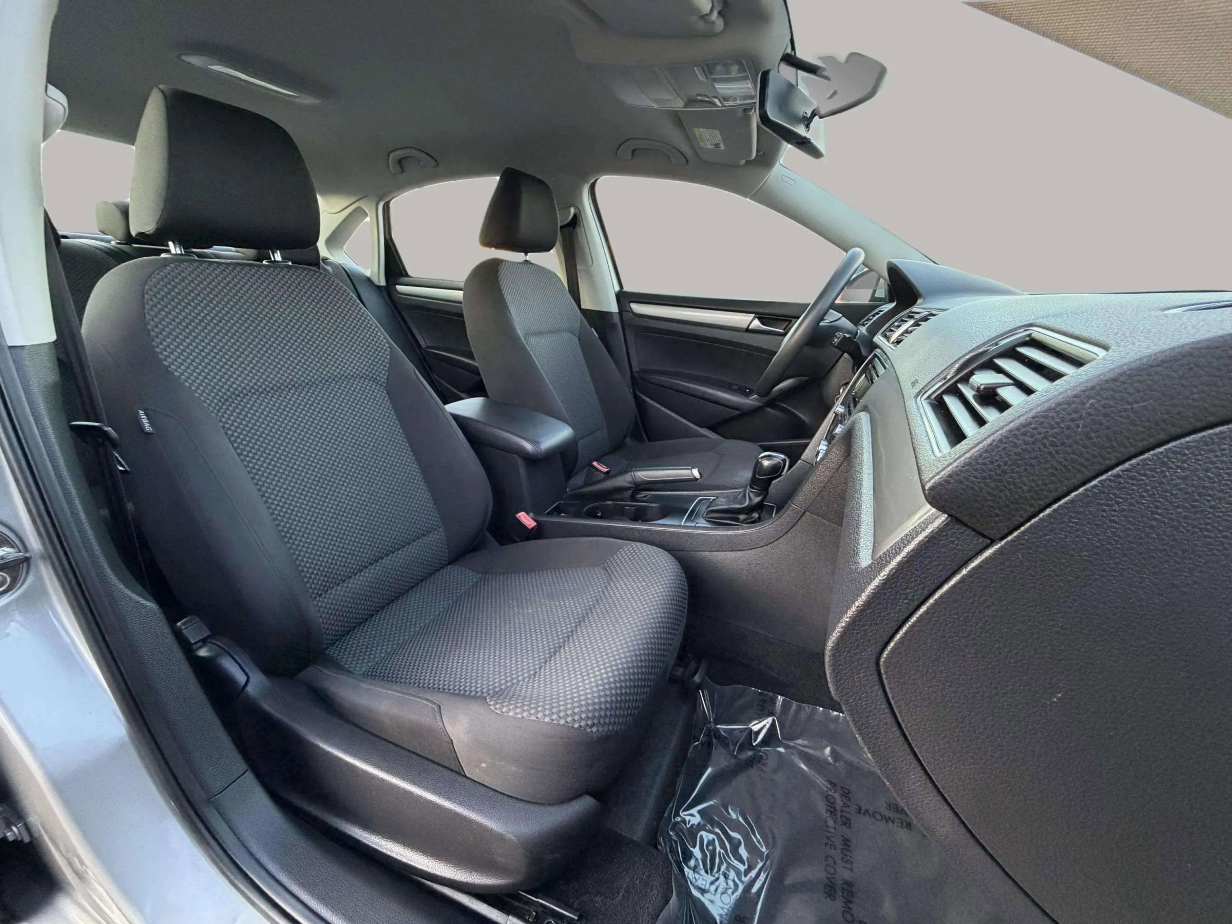 Used 2012 Volkswagen Passat 2.5 S image 14