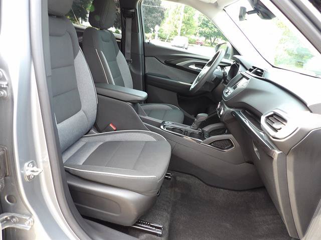 Certified 2023 Chevrolet TrailBlazer LT FWD image 38