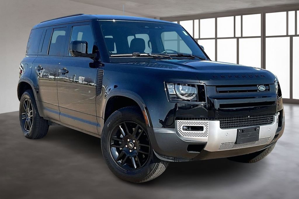 Used 2025 Land Rover Defender 110 S image 11