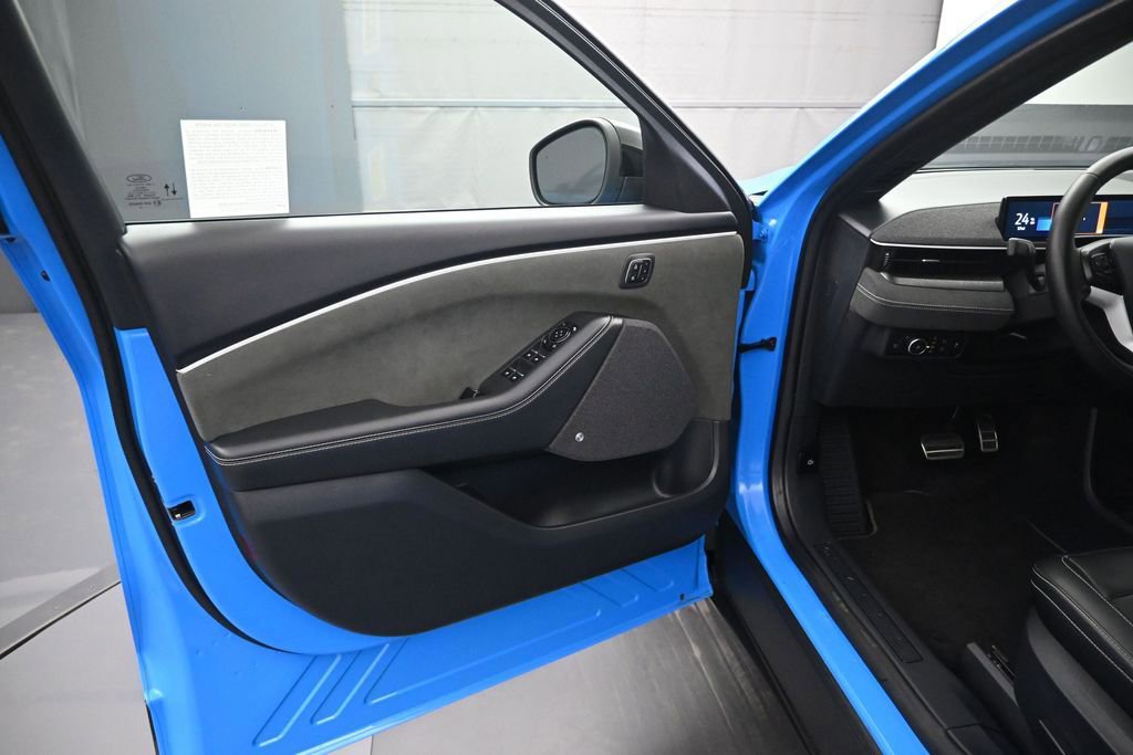 Used 2024 Ford Mustang Mach-E GT AWD/4WD image 14