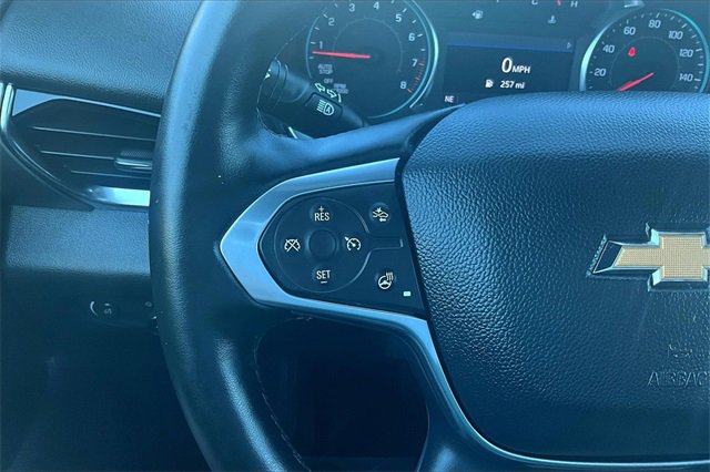 Used 2023 Chevrolet Traverse LT image 18