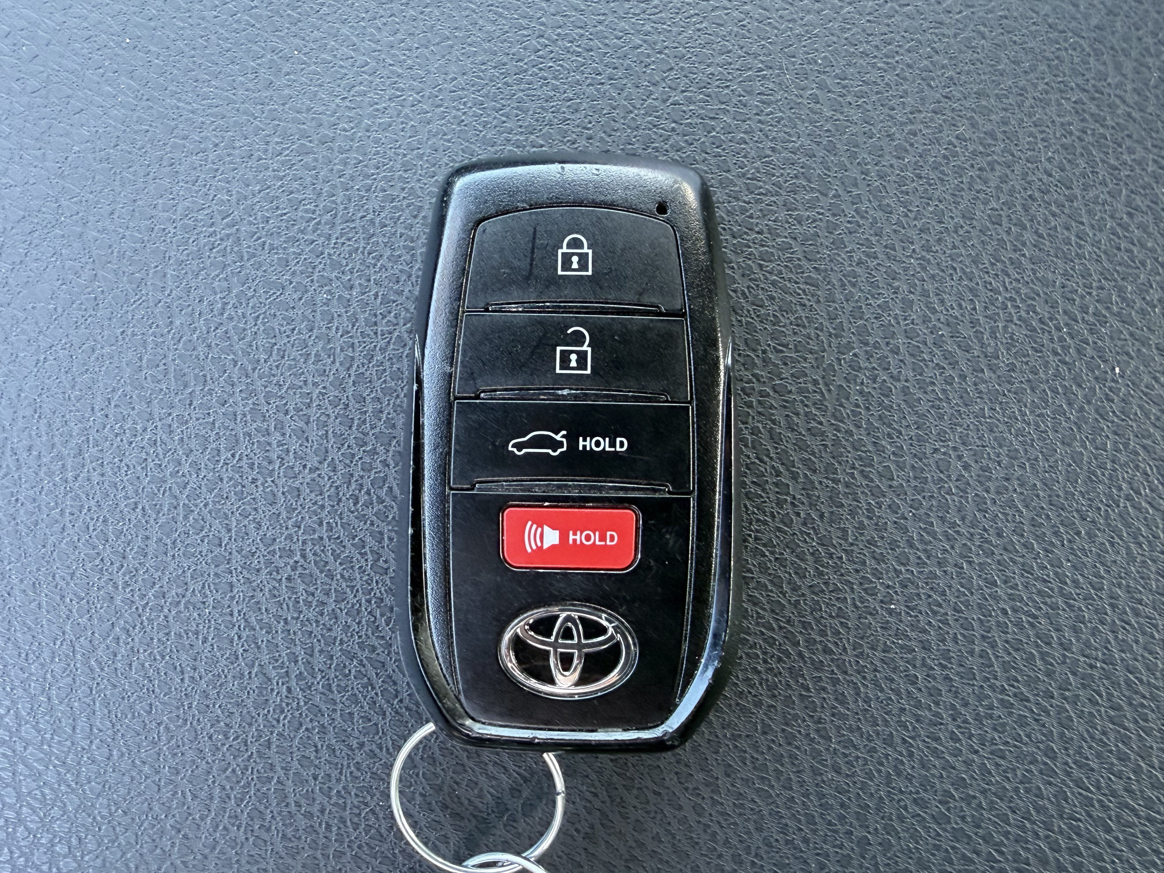 Used 2025 Toyota Camry SE FWD image 23