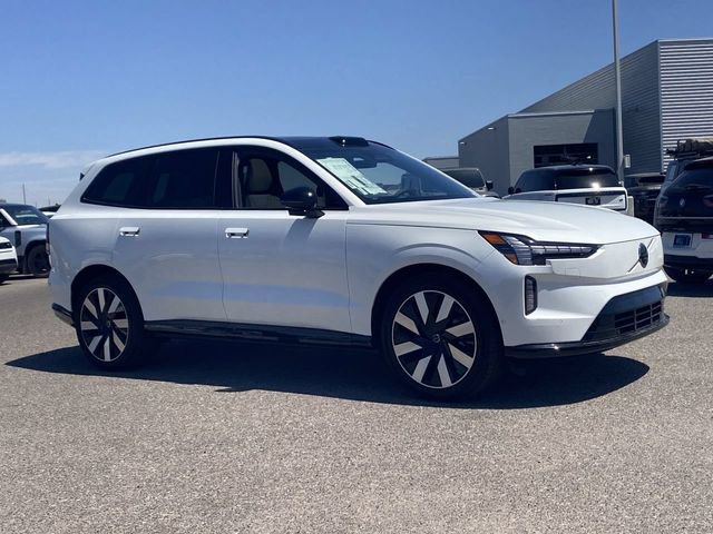 Certified 2025 Volvo EX90 Ultra AWD/4WD image 4