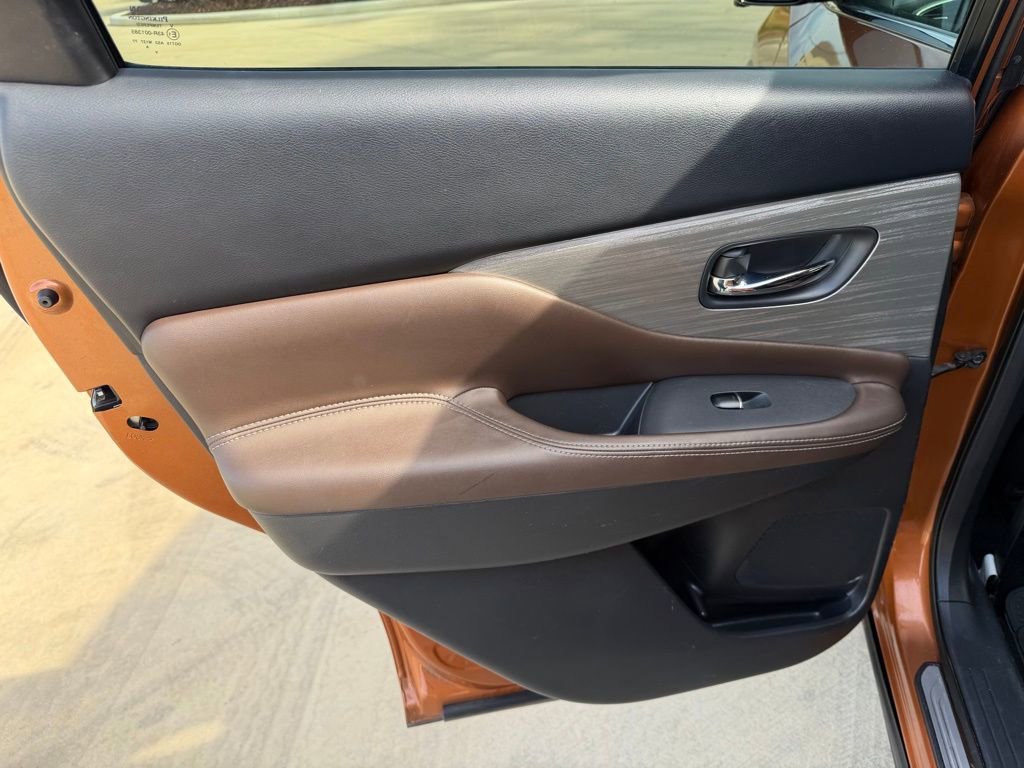 Used 2015 Nissan Murano Platinum w/ Platinum Technology Package image 14