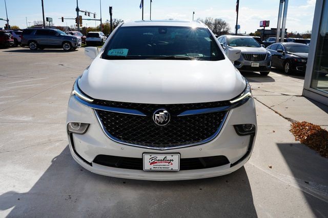 Used 2024 Buick Enclave Avenir image 36