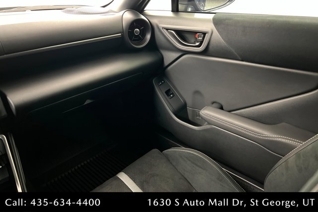 Used 2023 Toyota GR86 Premium w/ ALL Weather Mat Package (TMS) RWD image 10