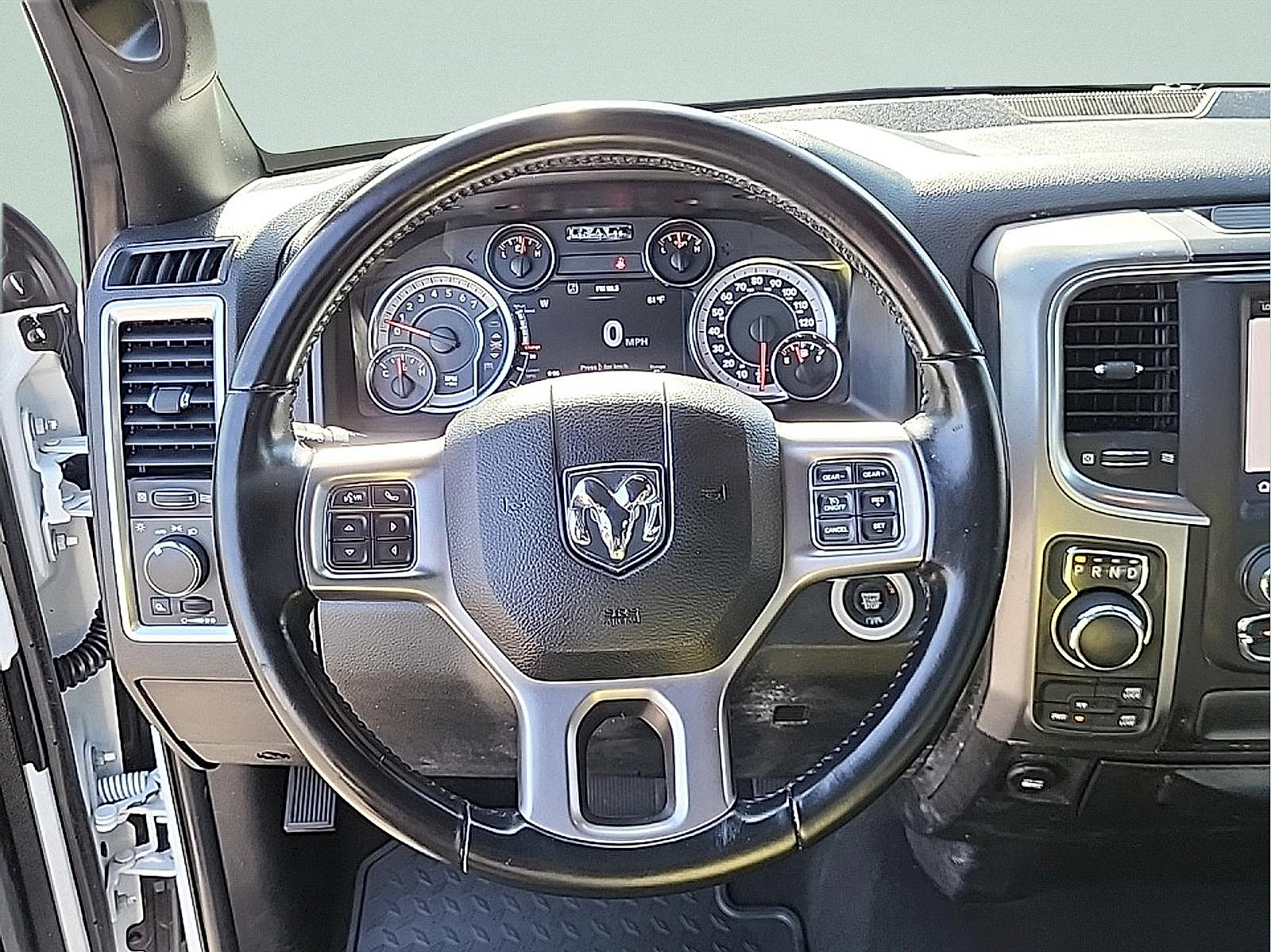 Used 2022 RAM 1500 Warlock AWD/4WD image 15
