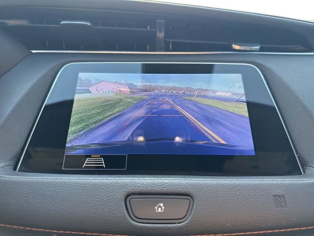 Used 2020 Cadillac XT4 Sport w/ Cold Weather Package AWD/4WD image 22