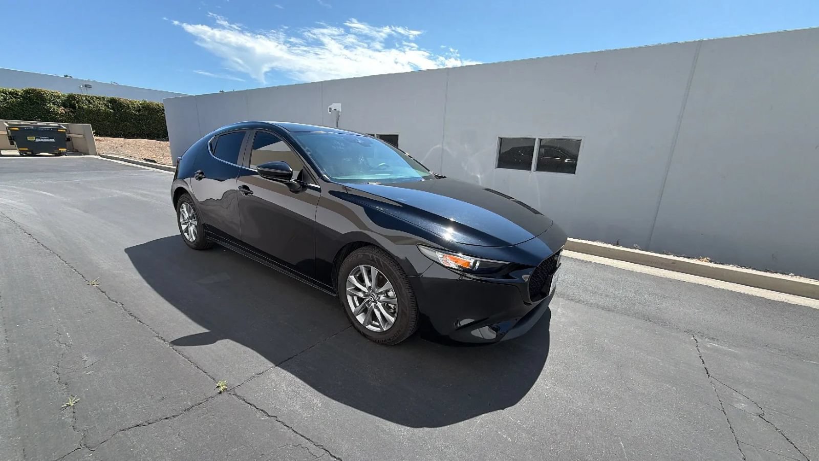 Used 2023 MAZDA MAZDA3 s FWD image 3