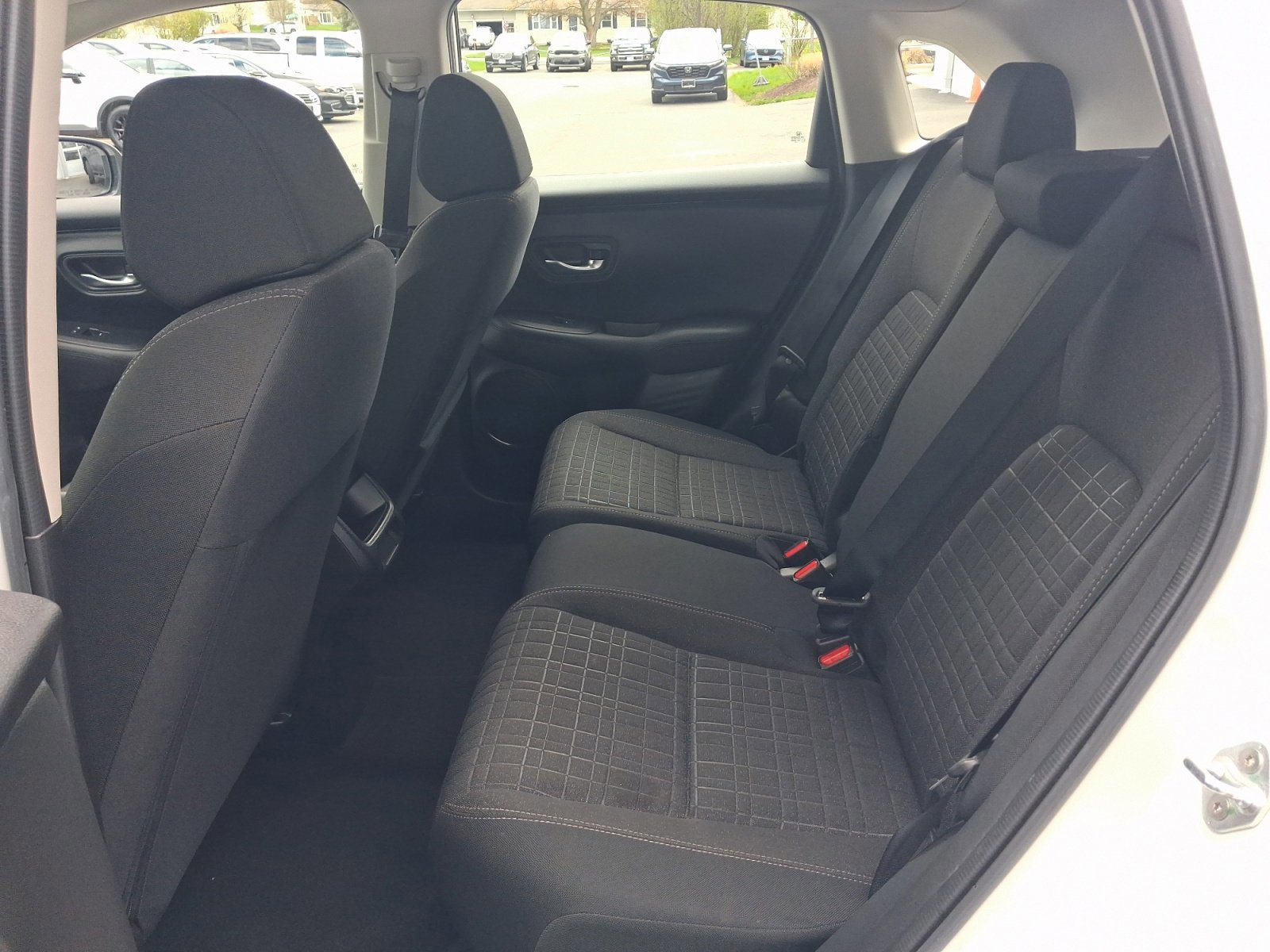 Used 2023 Honda HR-V LX image 18