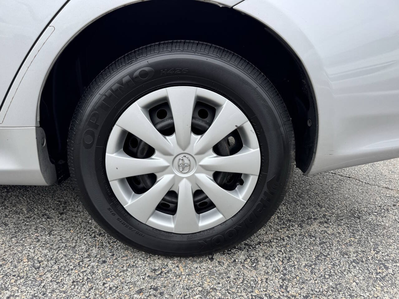 Used 2010 Toyota Corolla LE FWD image 6