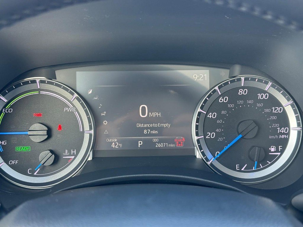 Used 2024 Toyota Highlander XLE image 26