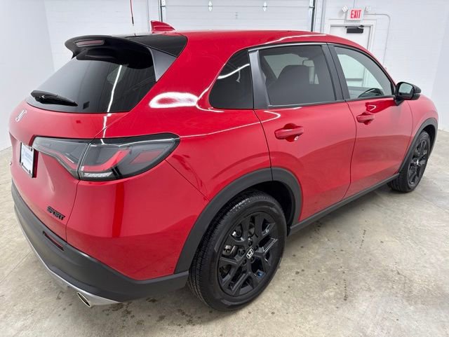 Certified 2025 Honda HR-V Sport image 5