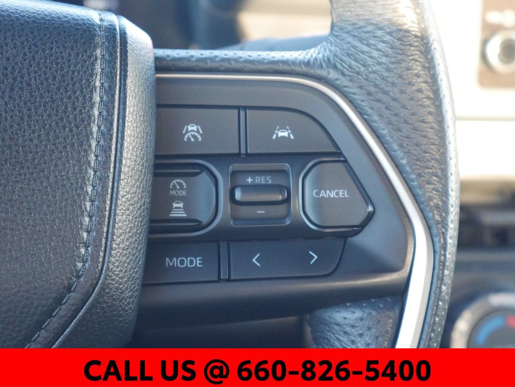 Used 2024 Toyota Tacoma TRD Off-Road AWD/4WD image 40