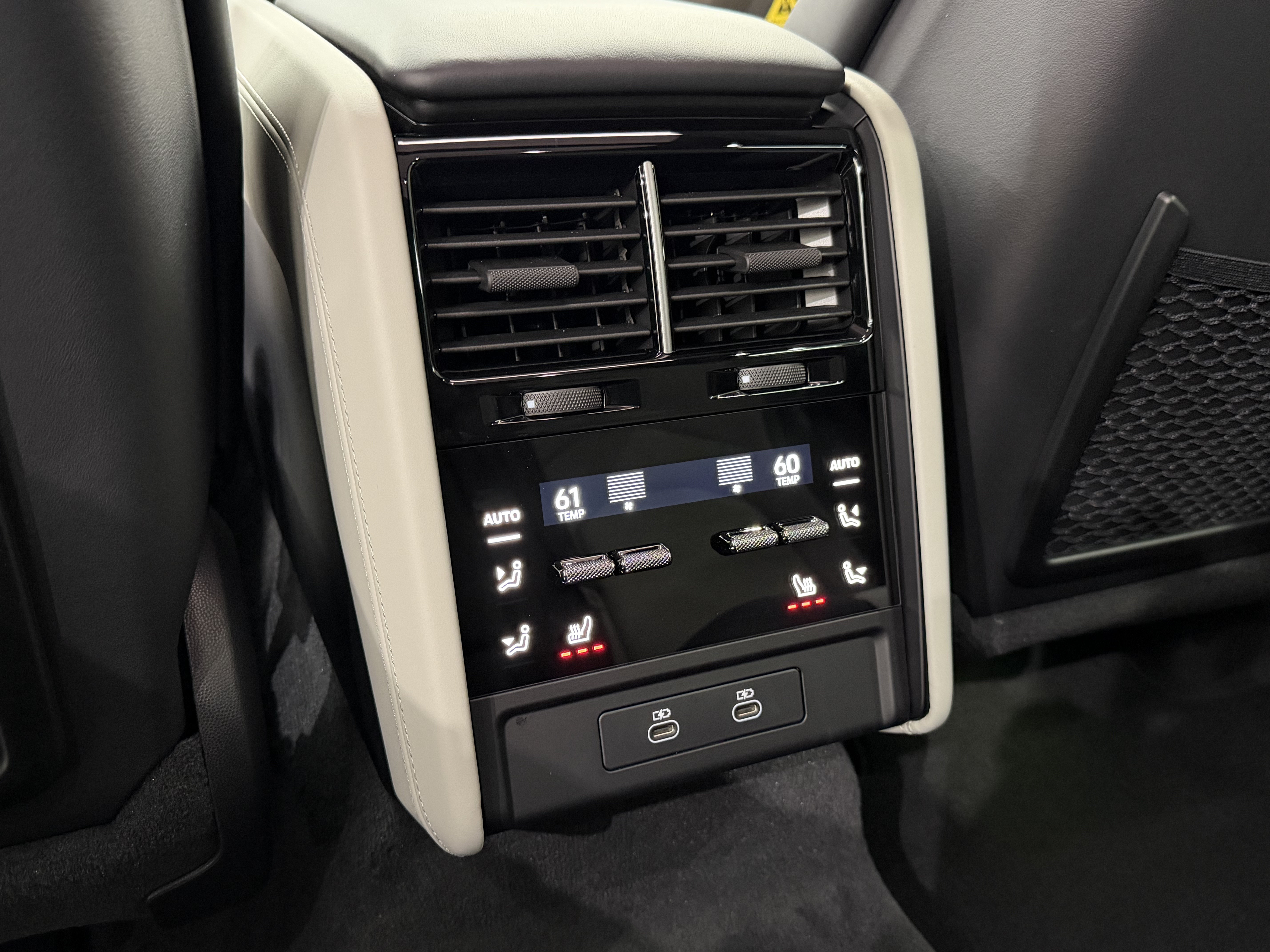 New 2026 Porsche Cayenne Electric AWD/4WD image 21