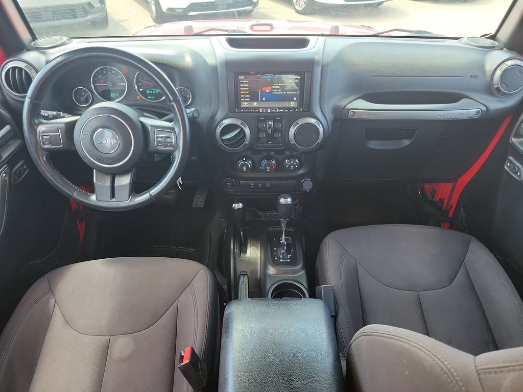 Used 2015 Jeep Wrangler Unlimited Sport w/ Quick Order Package 24S AWD/4WD image 8