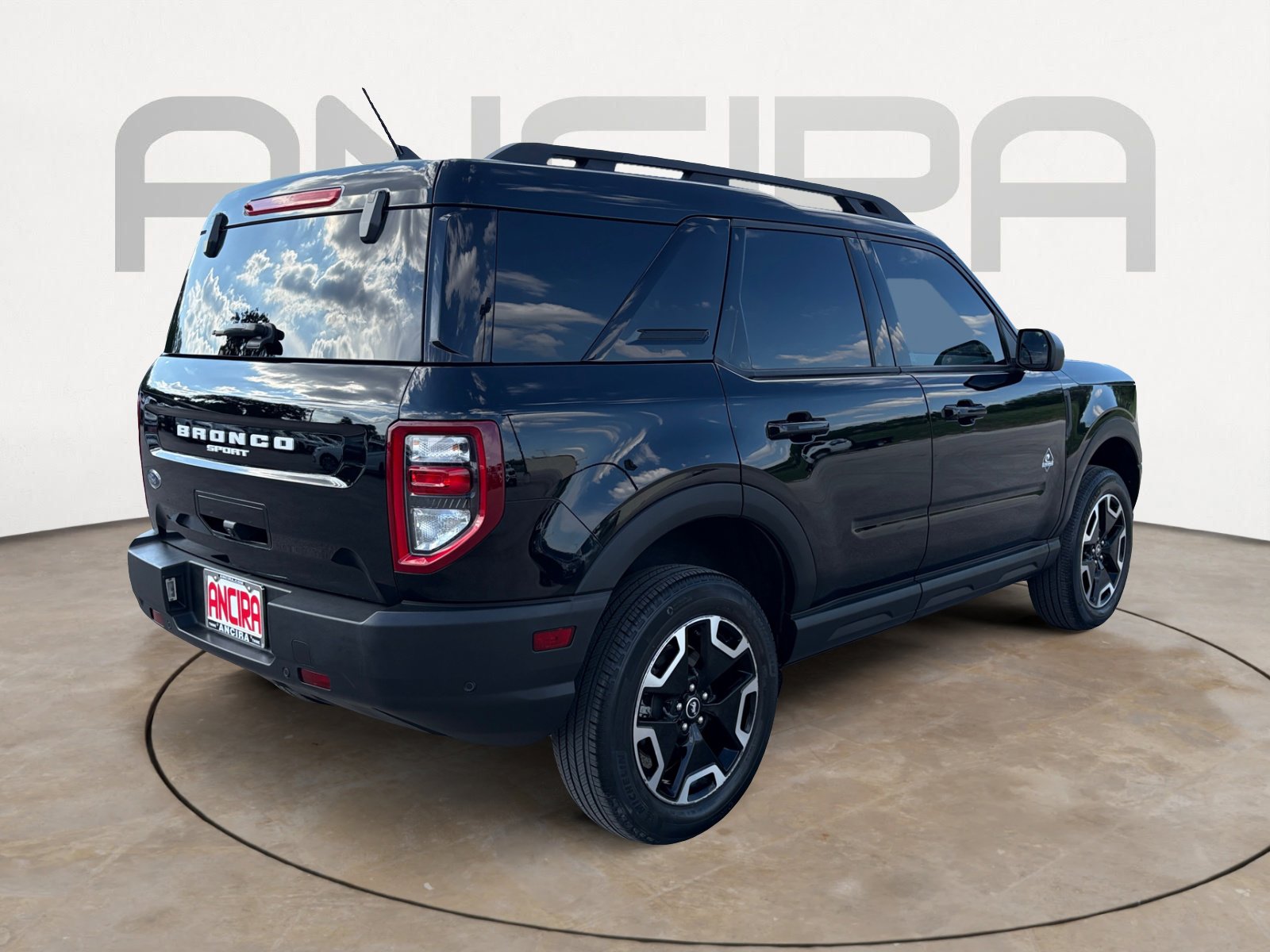 Used 2023 Ford Bronco Sport Outer Banks AWD/4WD image 11
