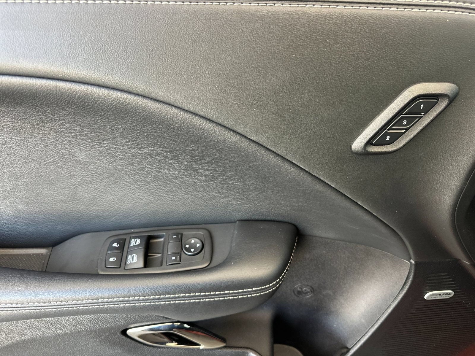 Used 2022 Dodge Challenger SRT Hellcat Redeye RWD image 9