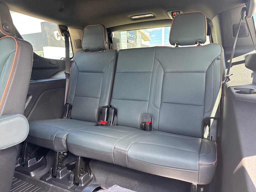 New 2026 GMC Yukon AT4 w/ AT4 Premium Plus Package AWD/4WD image 45