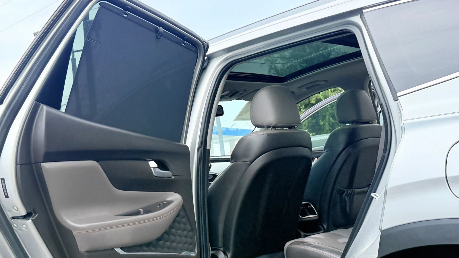 Used 2020 Hyundai Santa Fe Limited FWD image 6
