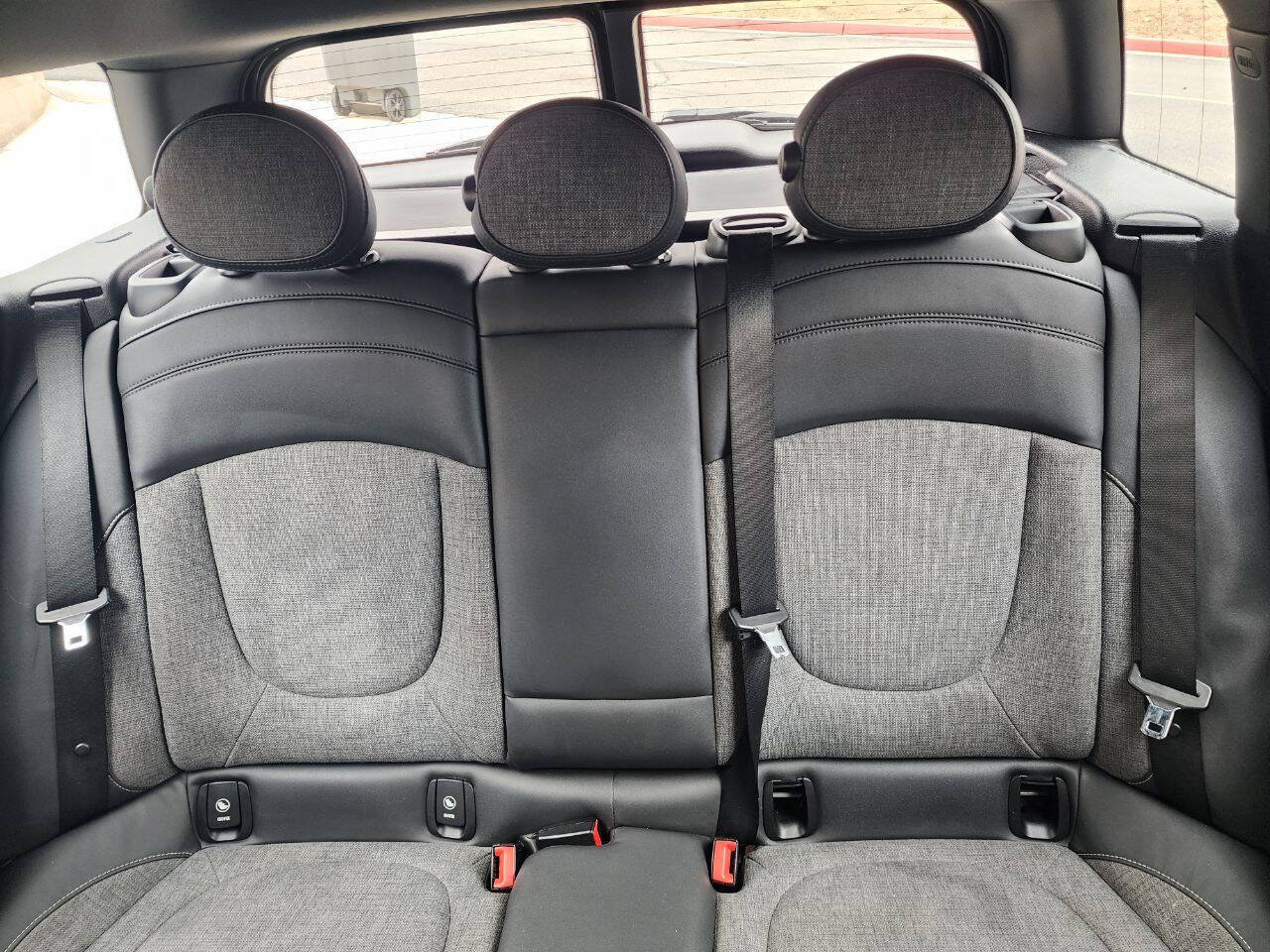 Used 2016 MINI Cooper Clubman S FWD image 28