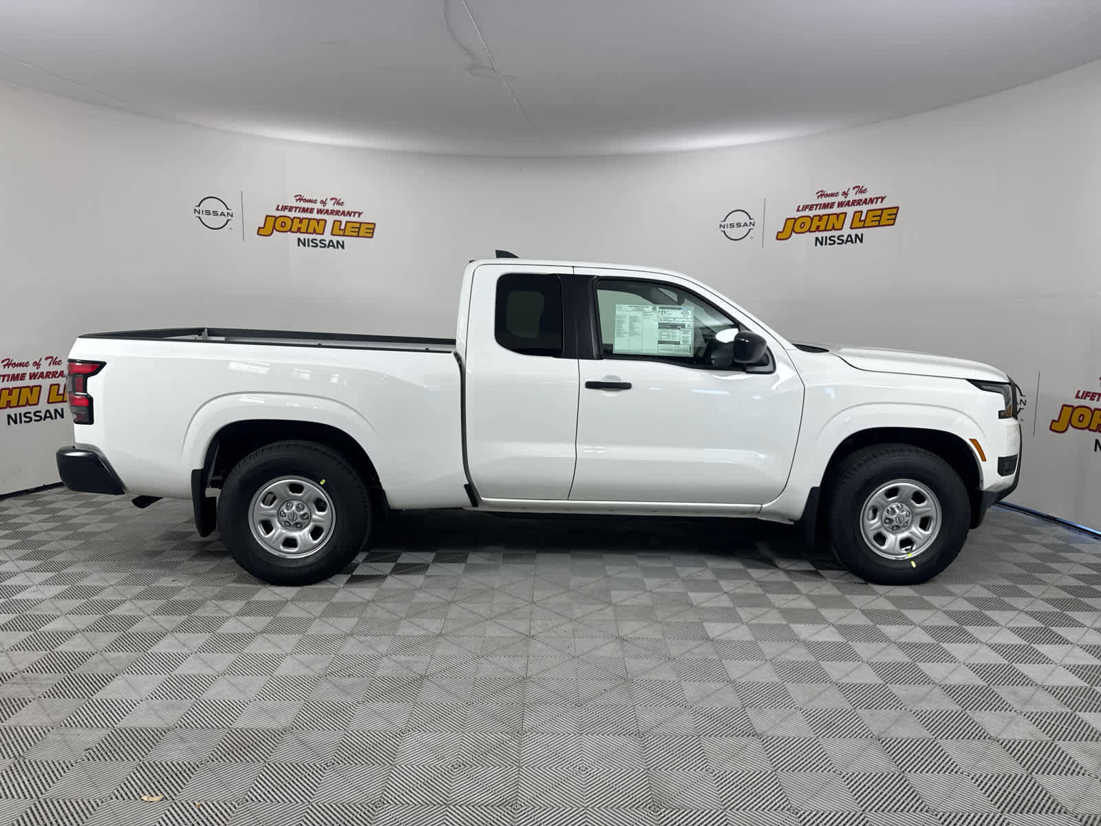 New 2026 Nissan Frontier S image 7