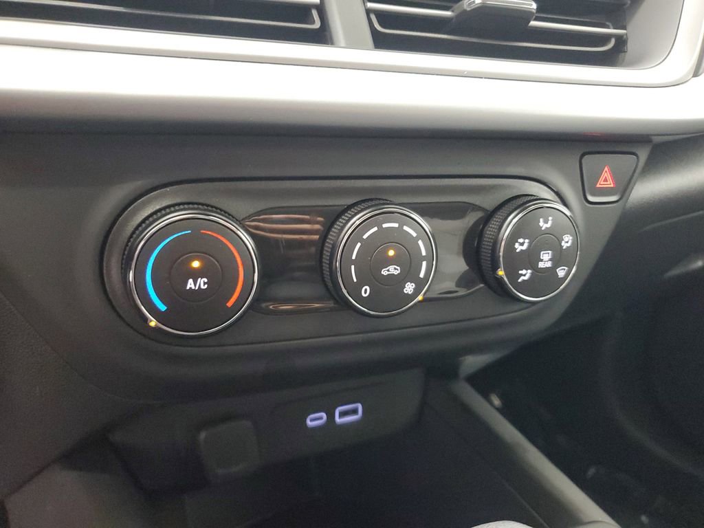 Used 2025 Chevrolet Trax LS w/ Driver Confidence Package image 27