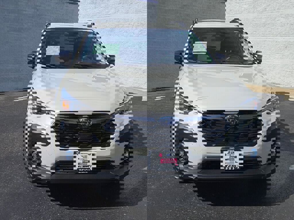 Used 2024 Subaru Crosstrek 2.0i Premium w/ Popular Package #3 image 4