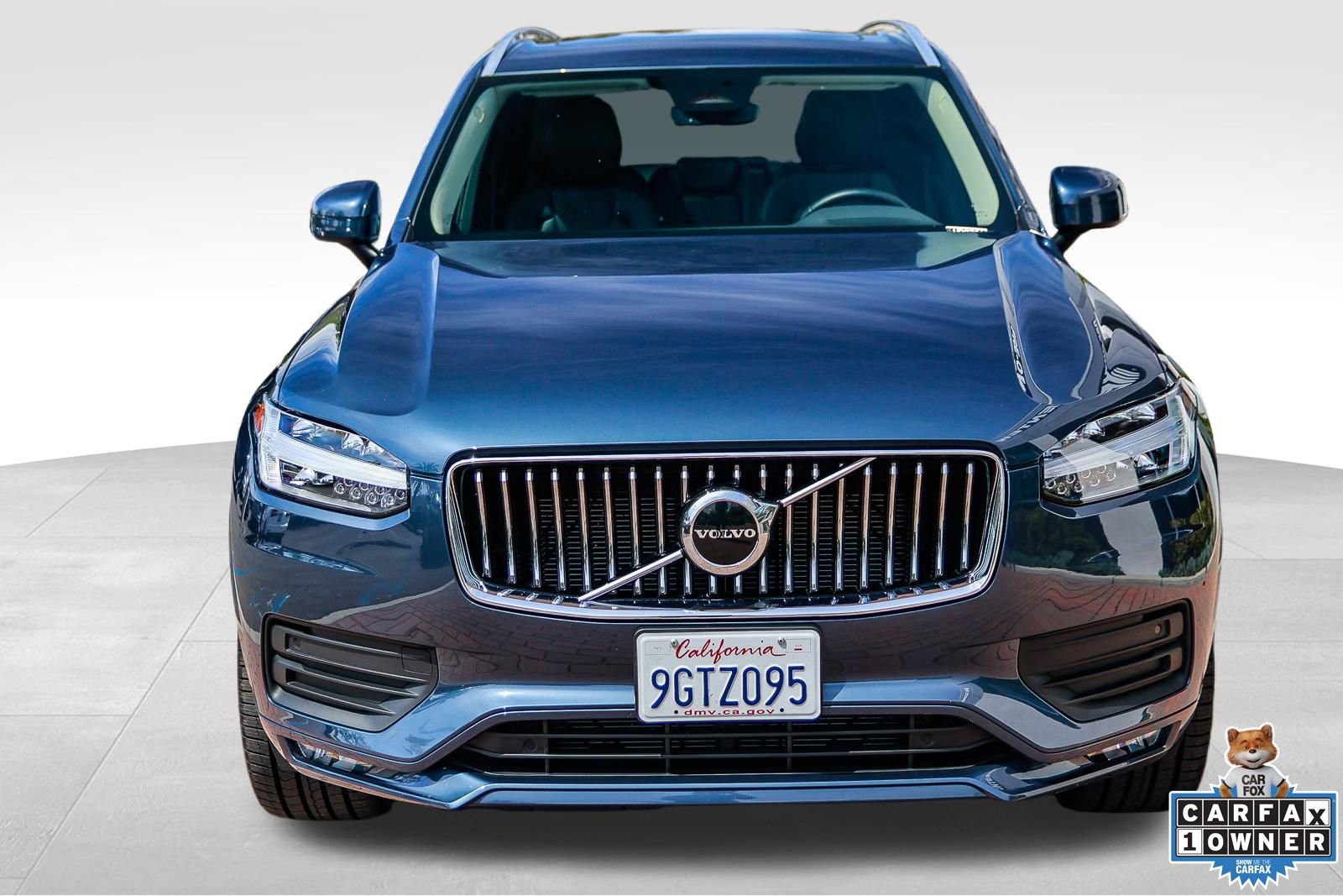 Used 2023 Volvo XC90 B5 Core image 2