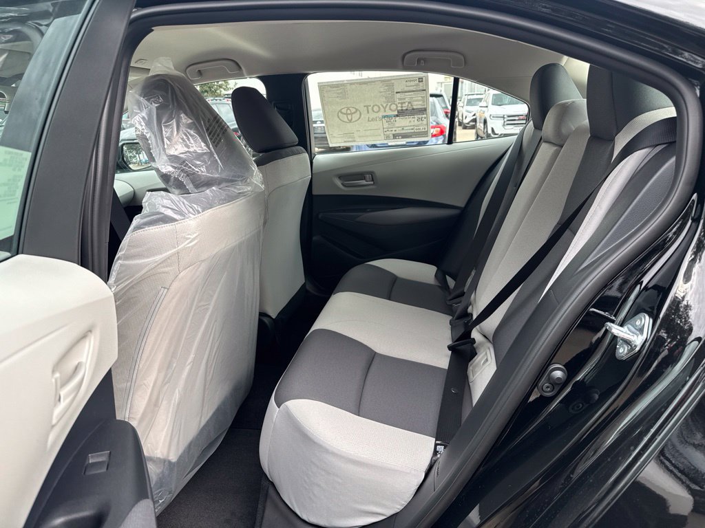 New 2027 Toyota Corolla LE FWD image 8