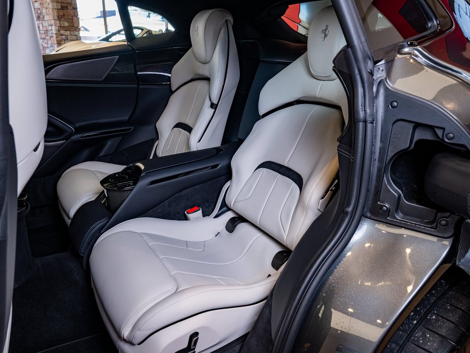 Certified 2024 Ferrari Purosangue AWD/4WD image 14