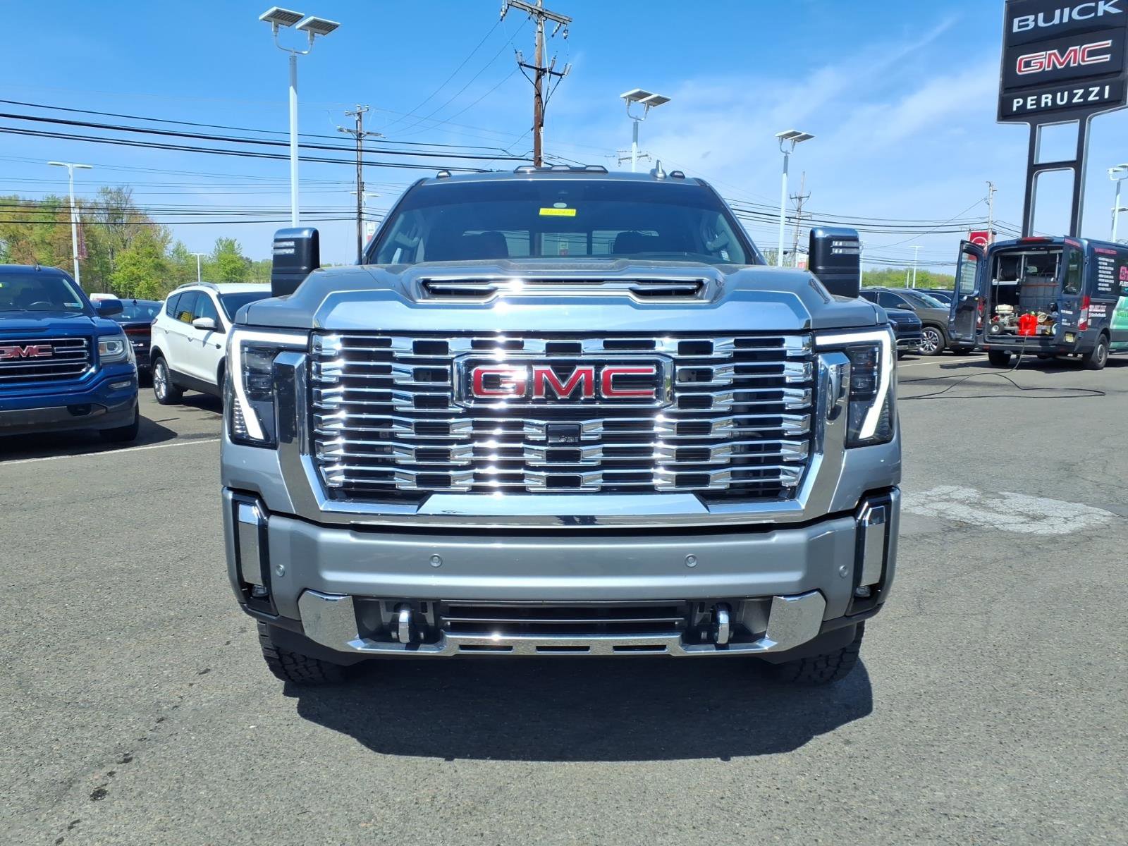 Certified 2024 GMC Sierra 2500 Denali w/ Denali Reserve Package AWD/4WD image 9