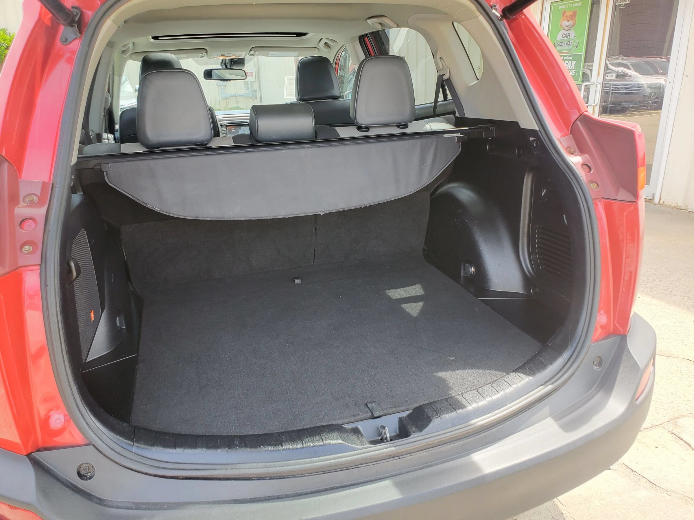 Used 2015 Toyota RAV4 Limited w/ Technology Package FWD image 54