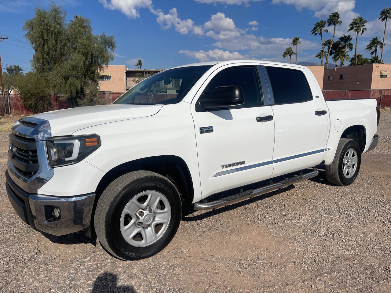 Used 2014 Toyota Tundra SR5 w/ SR5 Upgrade Package RWD image 3