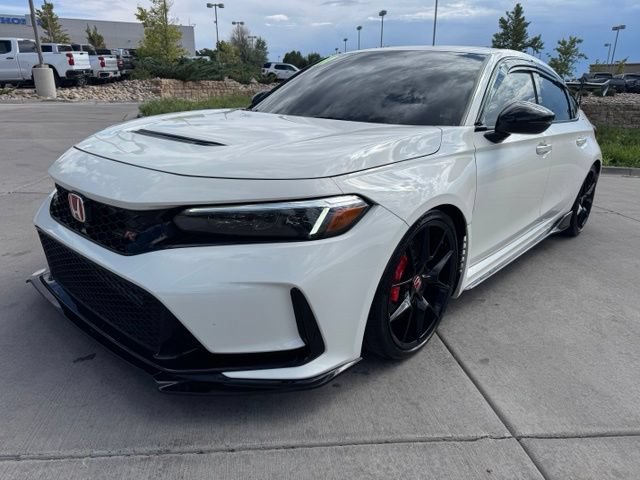 Used 2024 Honda Civic Type R image 3
