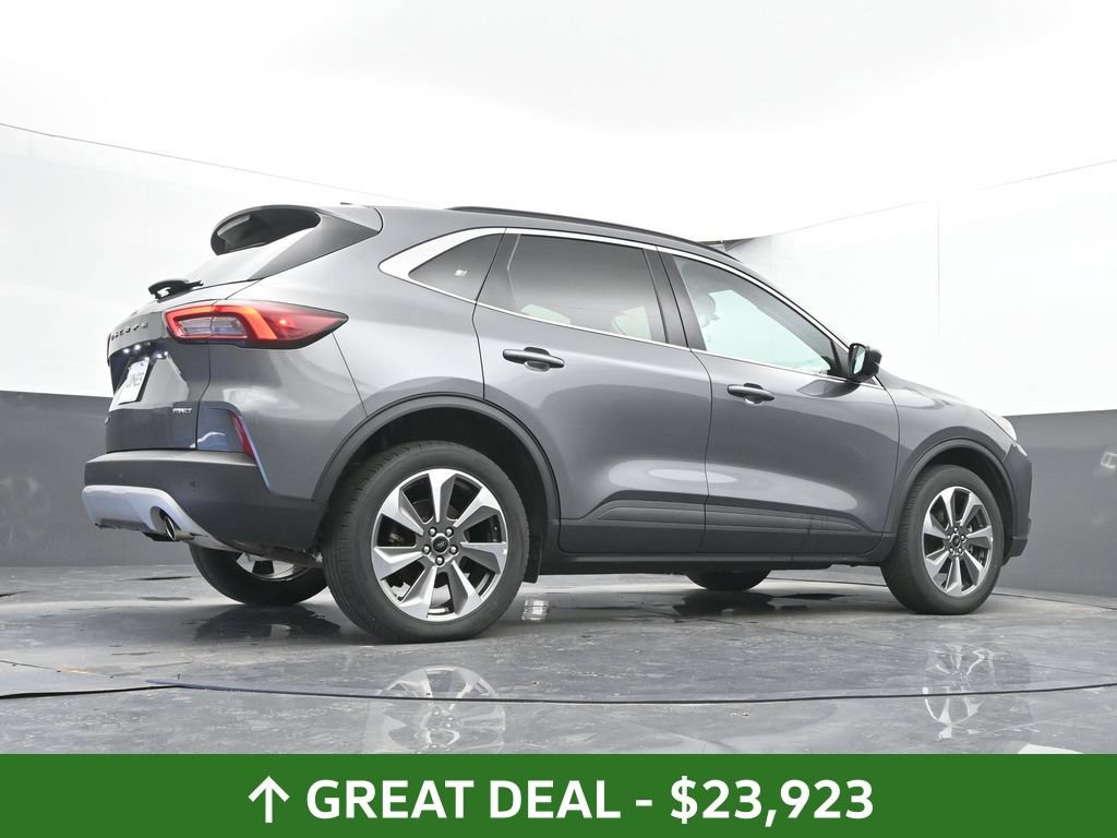 Used 2024 Ford Escape Platinum AWD/4WD image 25