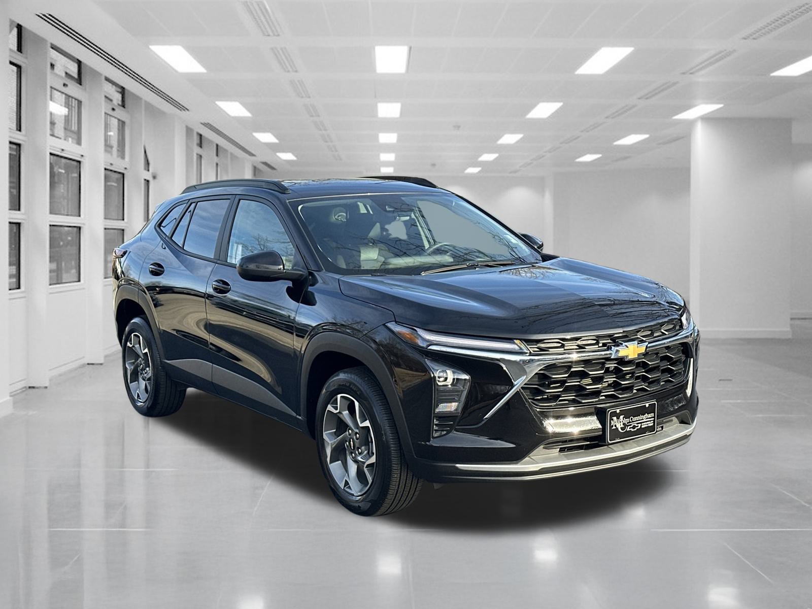 Certified 2025 Chevrolet Trax LT FWD image 3