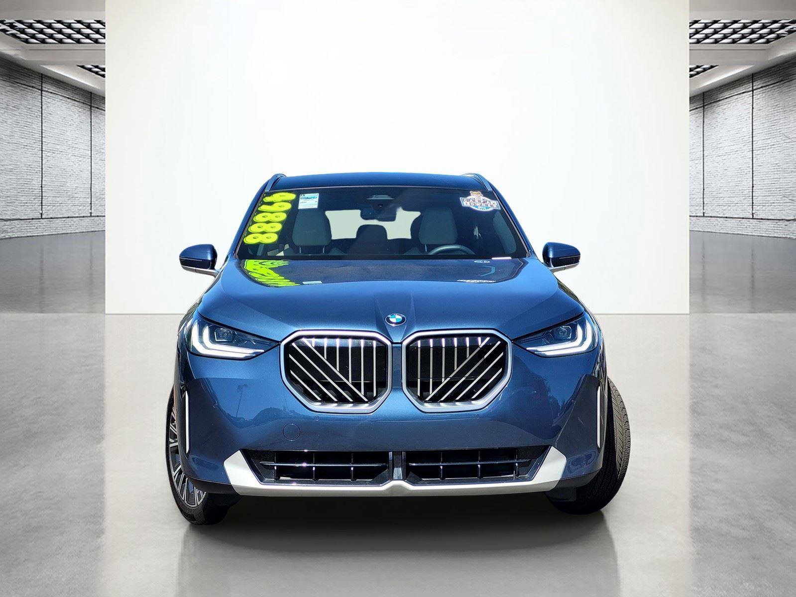 Certified 2025 BMW X3 xDrive30i w/ Convenience Package AWD/4WD image 4