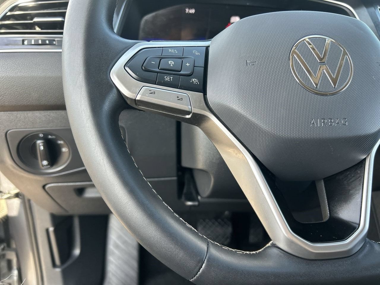 Used 2024 Volkswagen Tiguan S FWD image 20