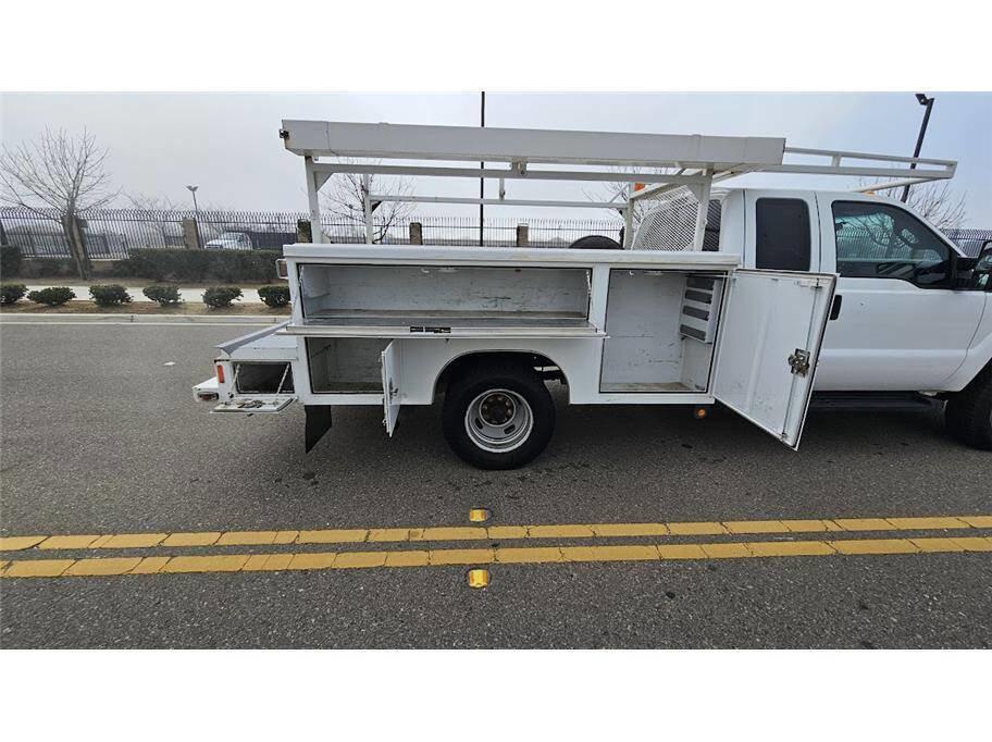 Used 2015 Ford F350 XL image 15