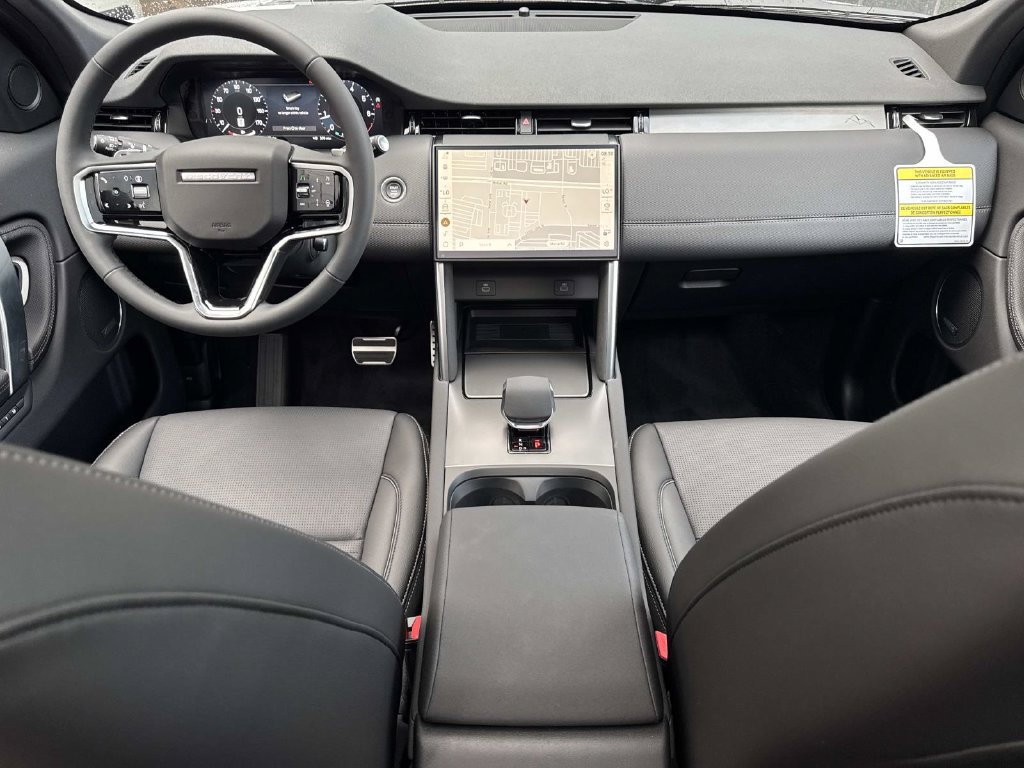 New 2026 Land Rover Discovery Sport Landmark AWD/4WD image 19